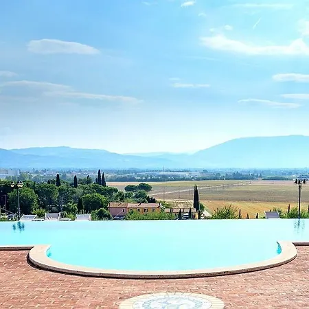Via Lippia Sleeps 4 With Pool Collestrada